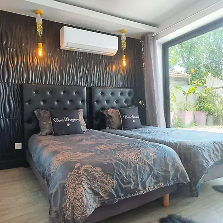 Belle Sur , 6 Avec Piscine, Hammam Et Sauna Villa
